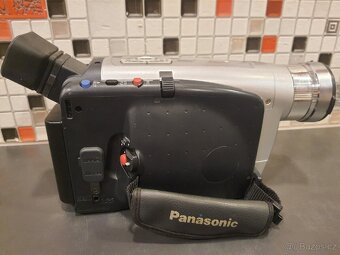 Prodám videokameru Panasonic NV-RZ17 - 3