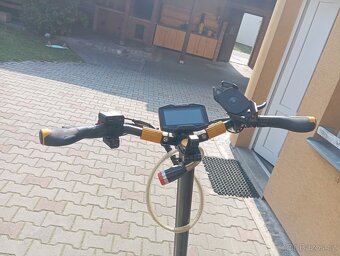 Elektrická kolobežka Vsett 10+ Lite - 3