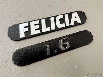 ŠKODA FELICIA: nepoužité nápisy, označení výbav a motorizací - 3