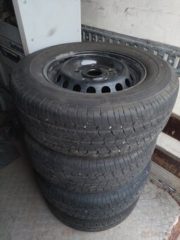 Sada kol na letních pneu na Ford Transit 235/65 R16. - 3