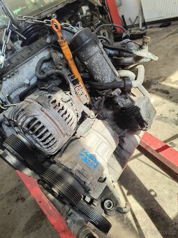 Motor 1.9 TDI 85Kw BVK Sharan - 3
