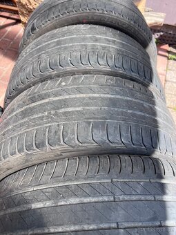 Pneu 225/45/17. 91w Brigestone Turanza - 3