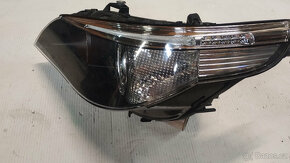 levý DYNAMIC xenon BMW e60 e61 - D2S PŘEDFACE - 3