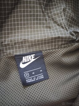 Nike bunda velikost M. - 3