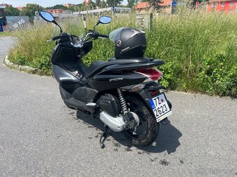 Honda PCX 125ccm 2010 - 3