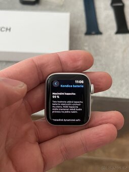 Apple Watch SE 2.generace - 3