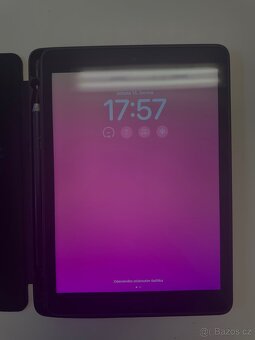 Apple iPad 10.2 9. gen. (2021) Wi-Fi 64GB + obal a pero - 3