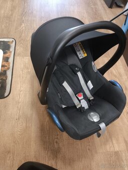 Vajíčko Maxi-cosi Cabrio fix 0-13kg i s original základnou - 3