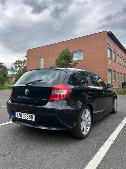 BMW 130i E87 manuál - 3