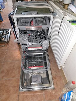 Vestavná myčka BOSCH SPV6YMX11E Serie 6 - 3