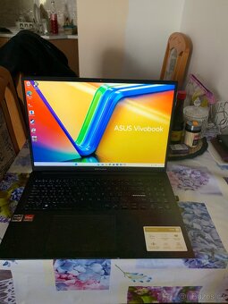 ASUS Vivobook 16 - 3