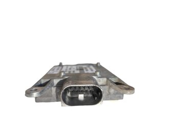 Řídící jednotka pasu Audi Q7 4L
- 3