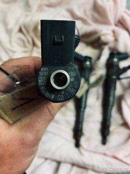 Vstřikovače BMW e53 160kW r.v.2005 - 3