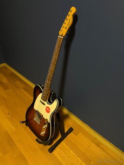 Elektrická kytara Squier s kombem Marshall - 3