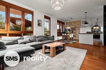 Moderní byt 4+kk s terasou, předzahrádkou a parkováním – Kyb - 3