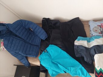 Oblečení 128-140 - 3