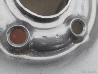 Disky r15 na Octavii 2 - 3