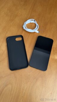 iPhone 16e black 128gb - 3