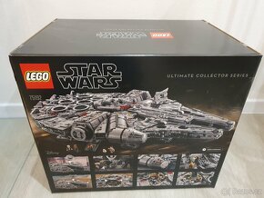 LEGO Star Wars 75192 Millenium Falcon - 3