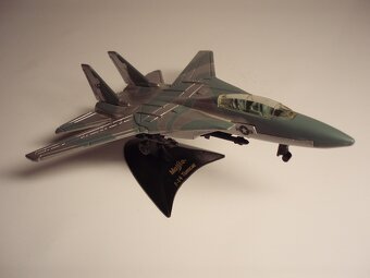 3xMaisto F-14Tomcat;F-15Eagle;F-16 FightingFaclcon - 3
