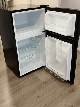 Prodám ledničku s mrazákem PRIMO (černá) - 3