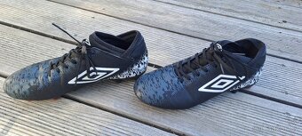 Kopačky Umbro nové velikost 41 - 3