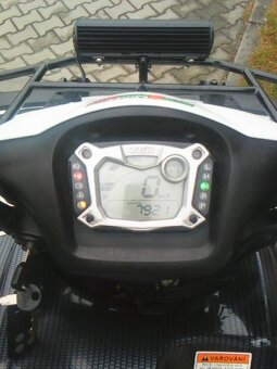 ČTYŘKOLKA TGB 550 BLADE - DLOUHÁ - 3