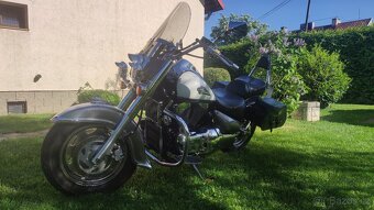 Suzuki VL1500 Intruder LC - 3