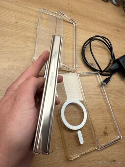 Samsung Galaxy Z Fold4 5G 12GB/256GB zánovní - 3