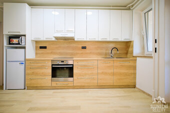 Pronájem bytu 3+kk, 77 m², Tupesy - 3