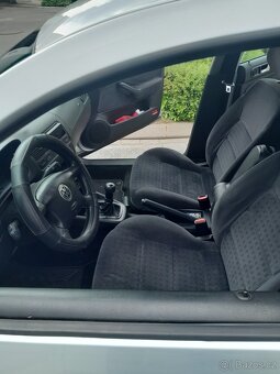 Prodám golf4 1.9tdi 85KW,auto plné pojízdné,rok výrobě 2001, - 3
