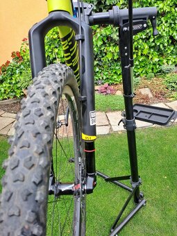 Špičkové XC kolo Canyon Lux Trail CF9.9 model 2019 - 3