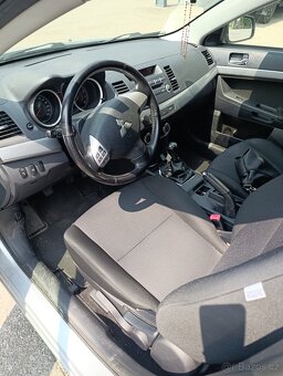Mitsubishi Lancer 1.5 i - 3