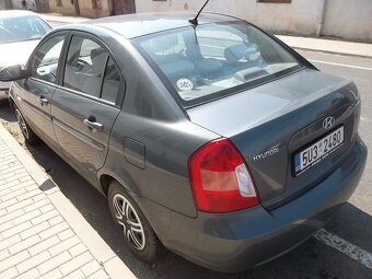 hyundai accent 1.5diesel stk březen 2027 r.v.2010 - 3