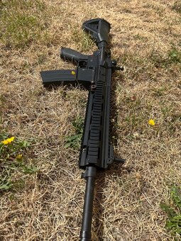 East crane hk416 - 3