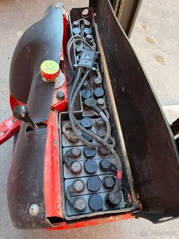 Vysokozdvižný ruční elektrický vozík Linde L 12 - 3