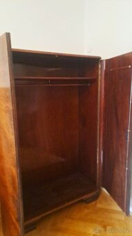 Prodam zachovale hloubkove vycistene skrine - 50. leta - 3