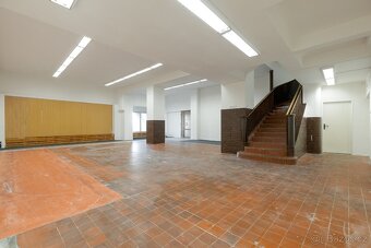 Pronájem obchod, Nový Jičín, Masarykovo náměstí - 3