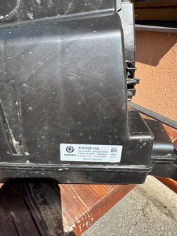 3V0 035 412 - Subwoofer škoda Superb 3 - 3