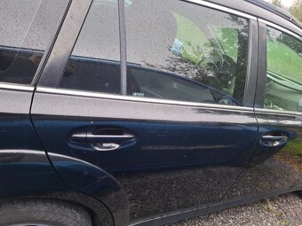 5té dveře Subaru Outback 2010 Černá D4S - 3
