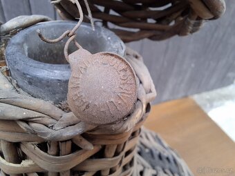 Starý opletený demižón - LIHOVAR MLADÁ BOLESLAV - 3