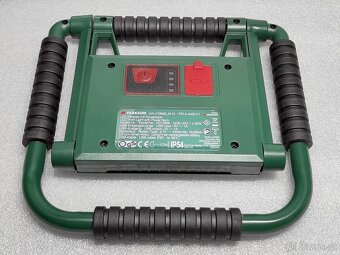 Reflektor s powerbankou - 3