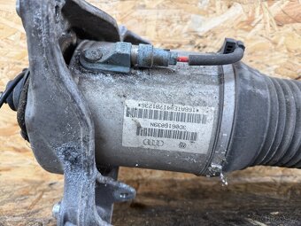 LEVÝ PŘEDNÍ MĚCH VW PHAETON 5.0 TDI 3D0616039N - 3