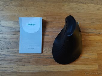 VERTIKÁLNÍ BEZDRÁTOVÁ MYŠ UGREEN MU008 - 3