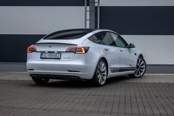 Tesla Model 3 Performance AWD 377KW / PREVERENÉ - 3