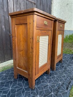 2 dřevěné skříňky - 3