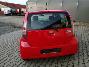 Daihatsu Sirion - 1,0 benzín - 3