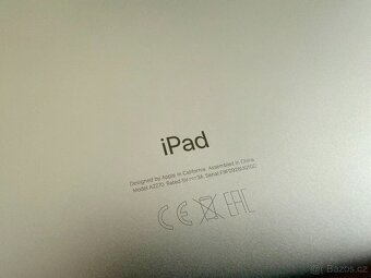 iPad 8. generace 32Gb Wi-Fi, vesmírně šedý - 3