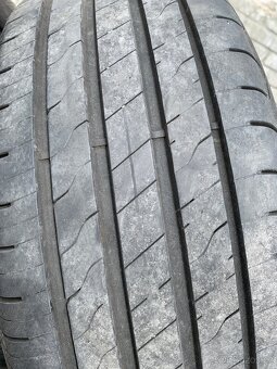 Letní gumy 205/55 R16 Goodyear Efficientgrip Performance 2 - 3