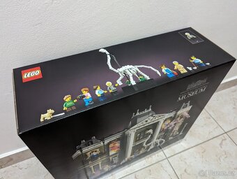 LEGO Icons 10326 Přírodovědné muzeum - 3